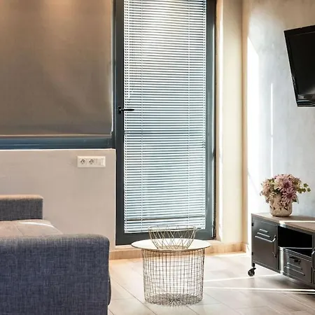 Aesthetic Loft In The Heart Of The דירה *